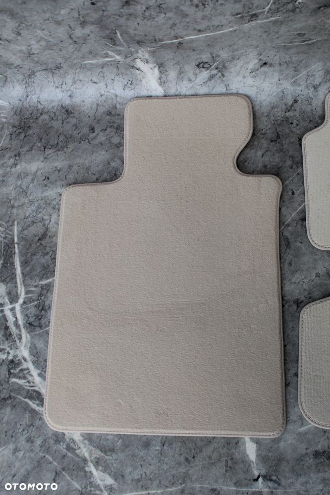 DYWANIKI WELUROWE BMW G30 7431232 NOWE - 4