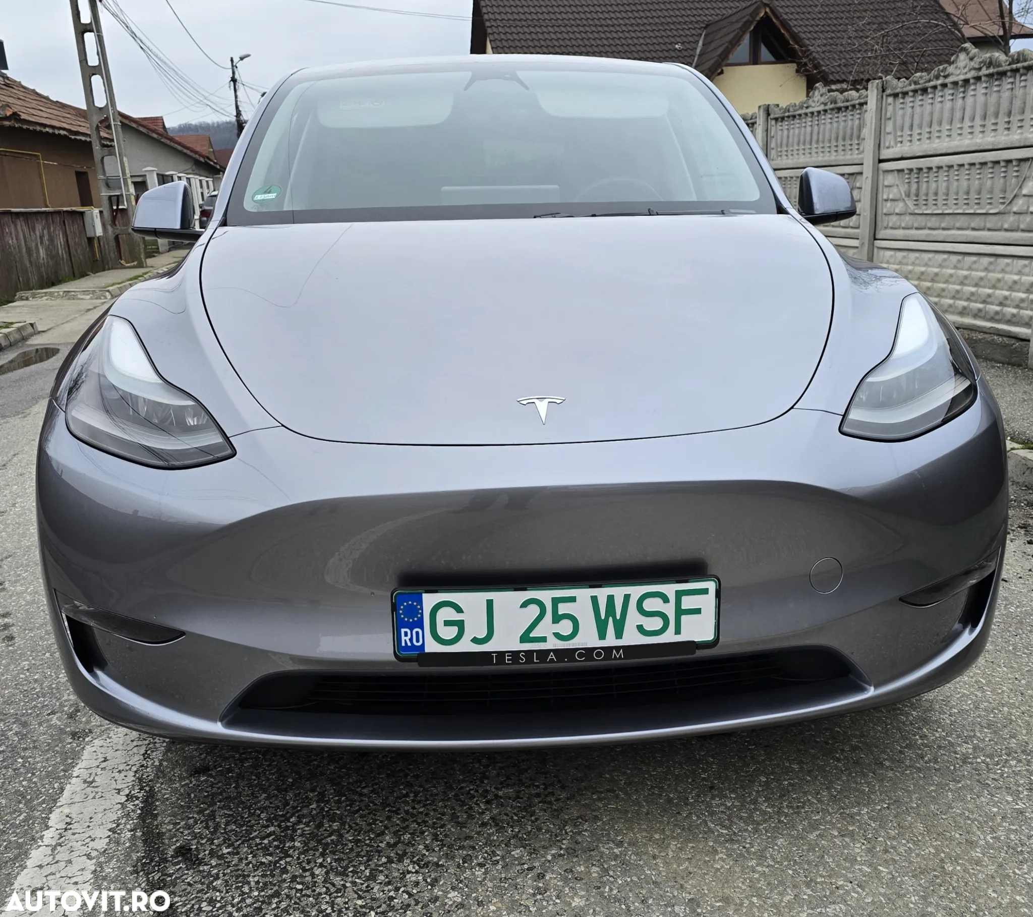 Tesla Model Y Long Range Dual Motor AWD - 9
