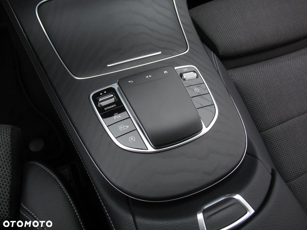 Mercedes-Benz Klasa E 220 d 4-Matic AMG - 16