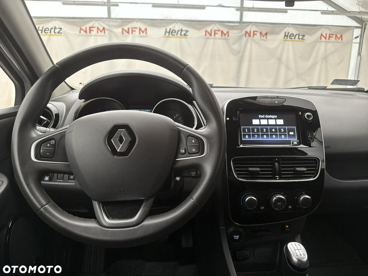 Renault Clio - 15