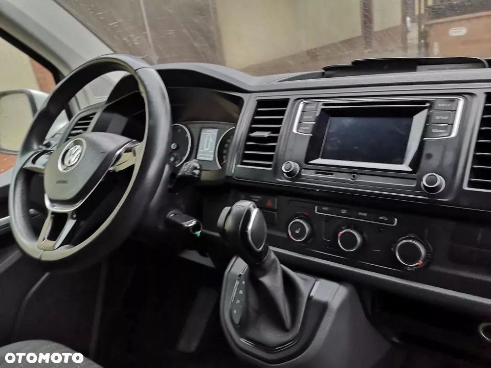 Volkswagen Caravelle 2.0 TDI L2 Comfortline DSG - 29