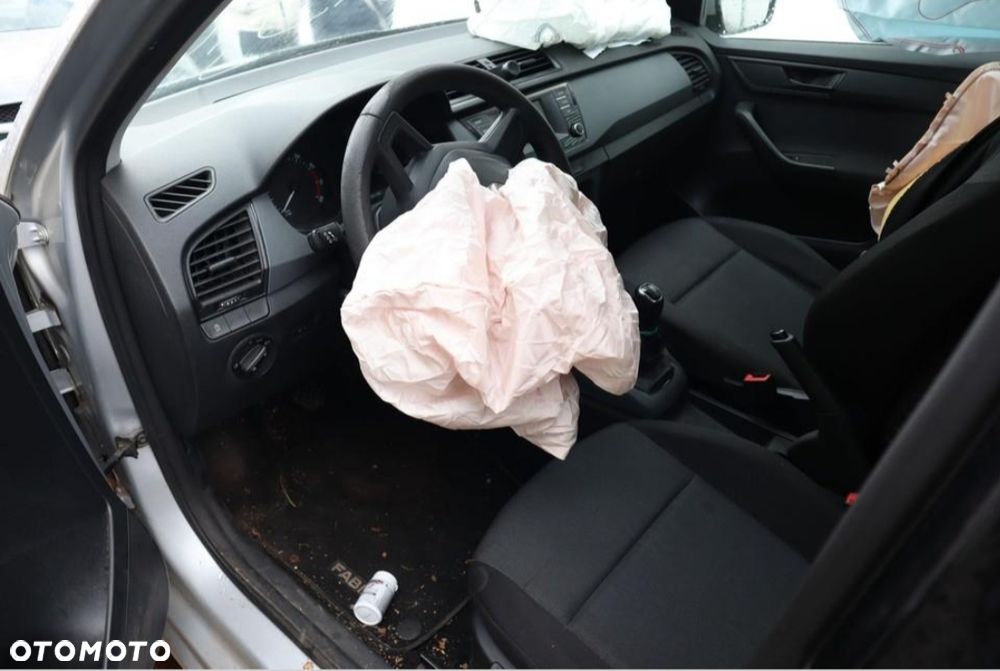 Skoda Fabia 1.0 MPI Ambition - 5