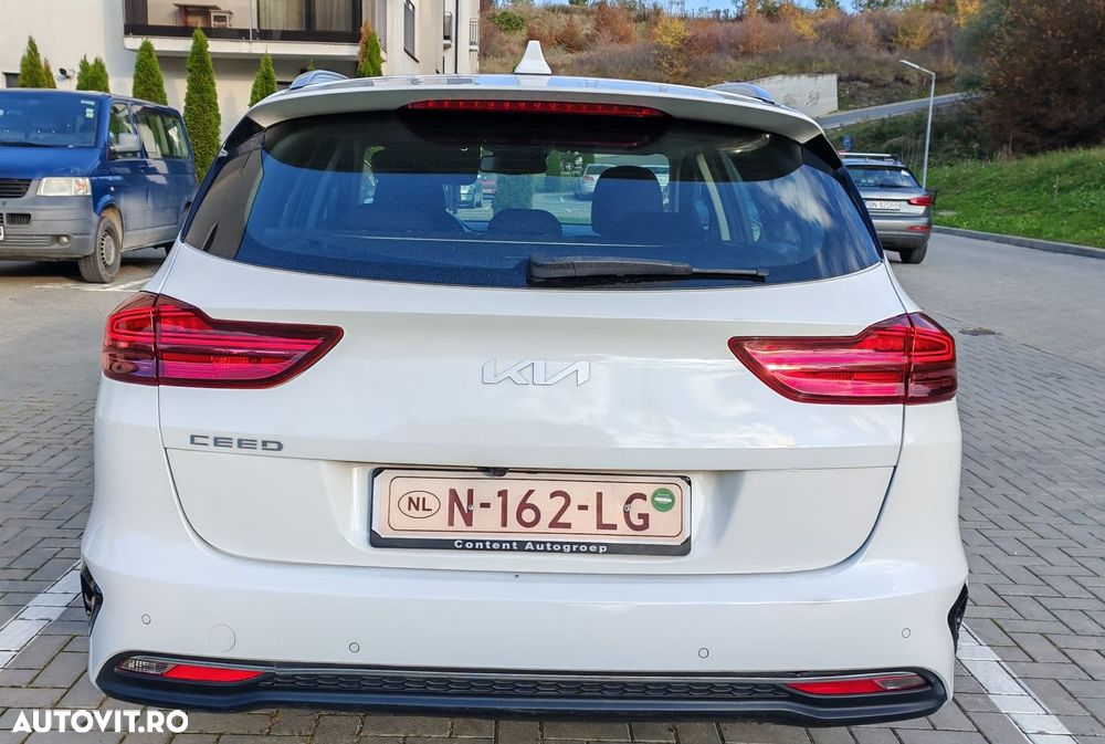 Kia Ceed - 6