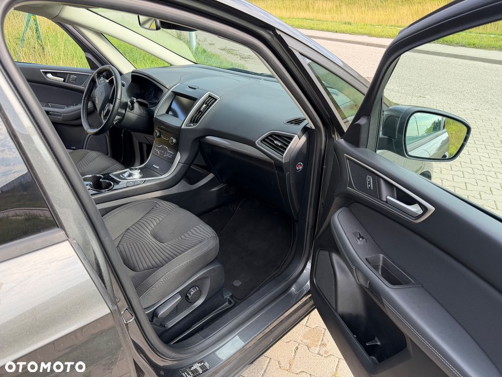 Ford S-Max 2.0 EcoBlue Titanium - 24