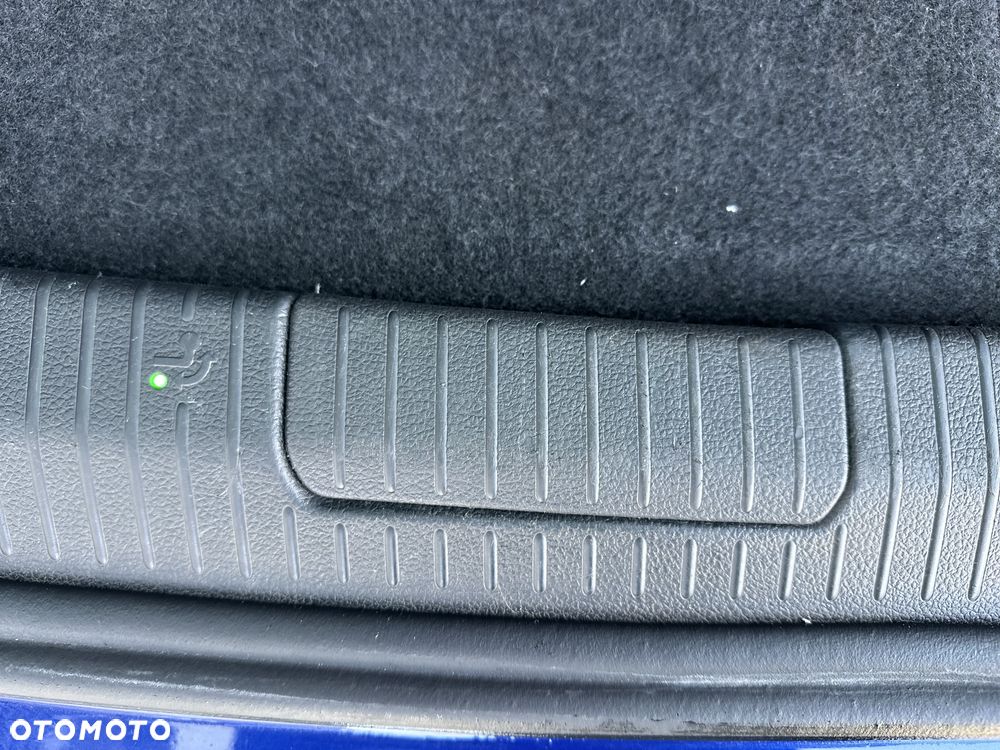 Volkswagen Golf Sportsvan - 29