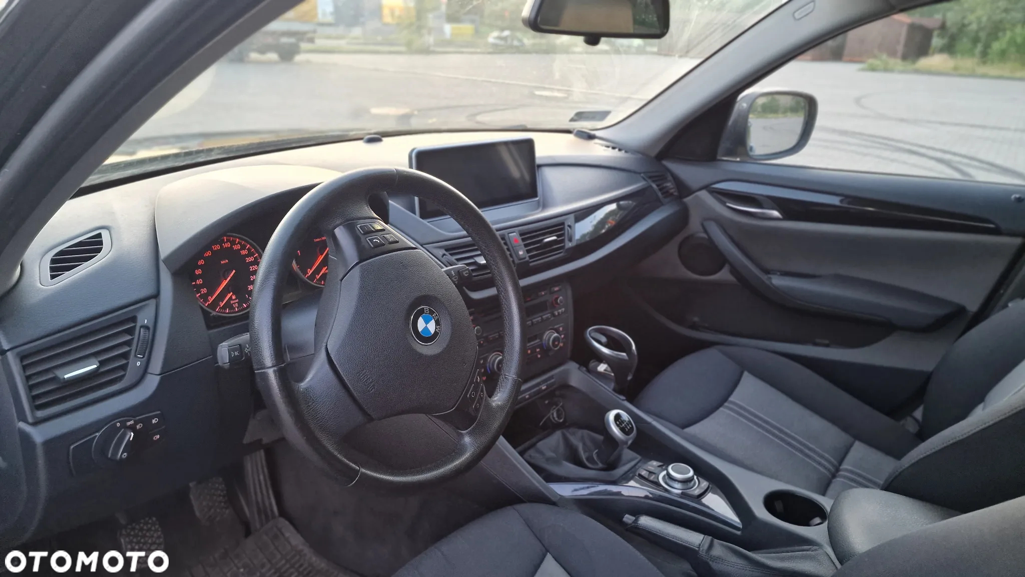 BMW X1 sDrive20d - 17