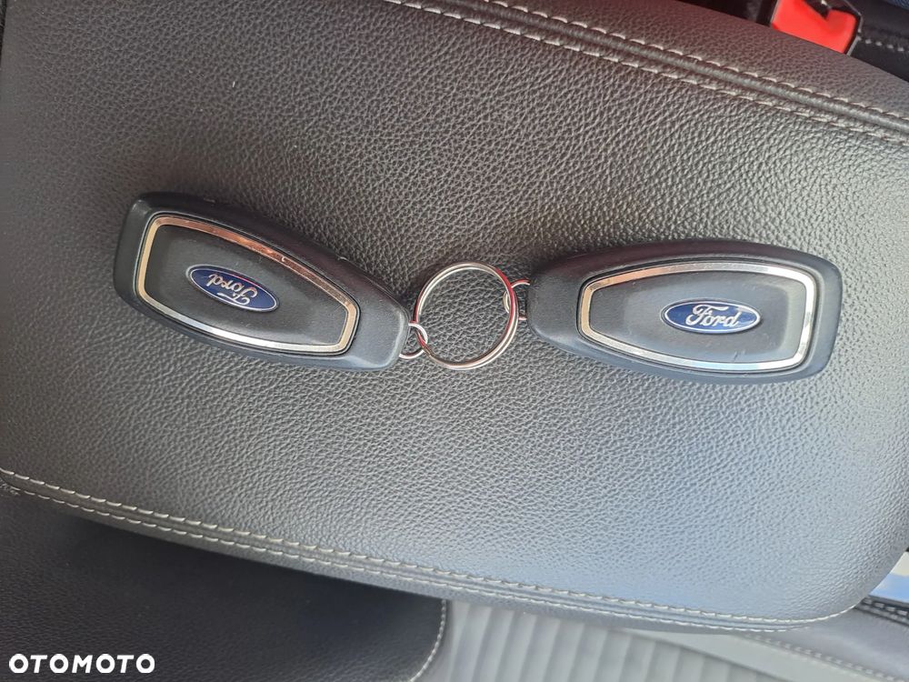 Ford Kuga 2.0 TDCi AWD Titanium - 20