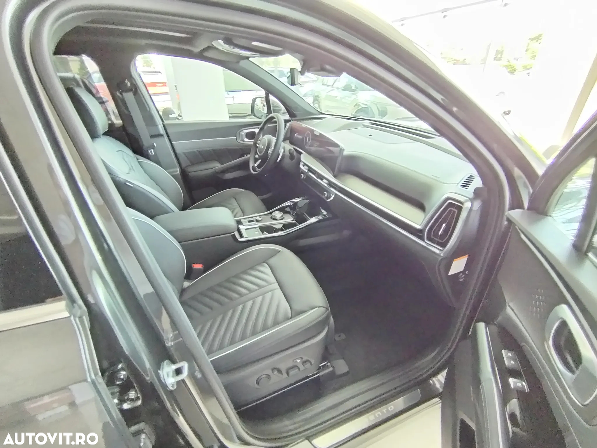Kia Sorento - 10