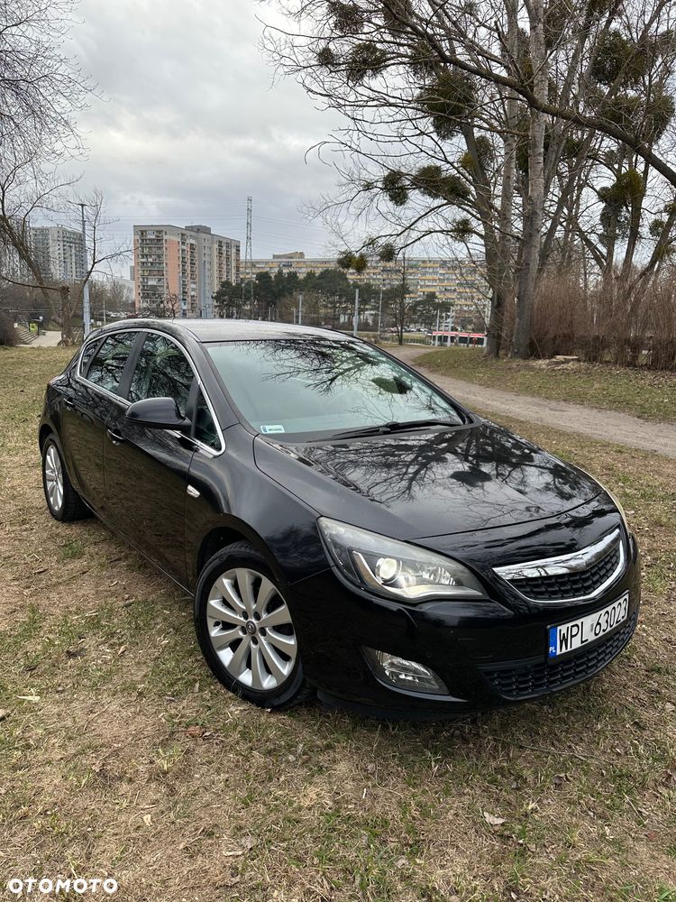Opel Astra 1.4 Turbo - 1