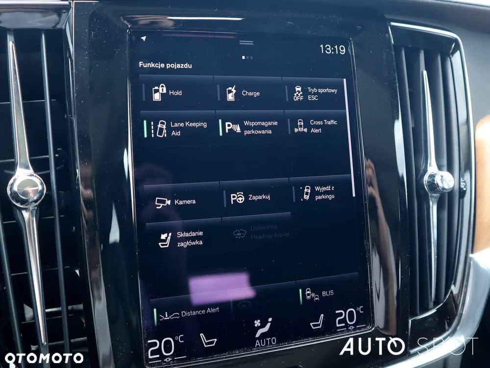 Volvo V90 T8 AWD Plug-In Hybrid Inscription - 36