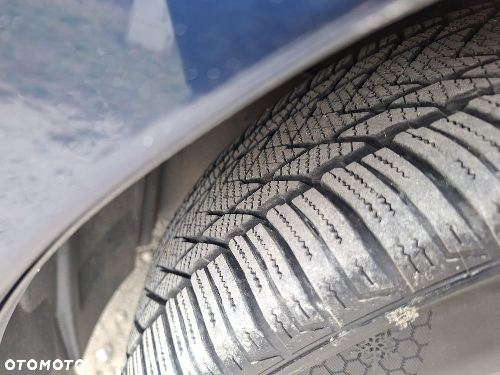 Toyota Avensis 2.0 D-4D Travel - 18