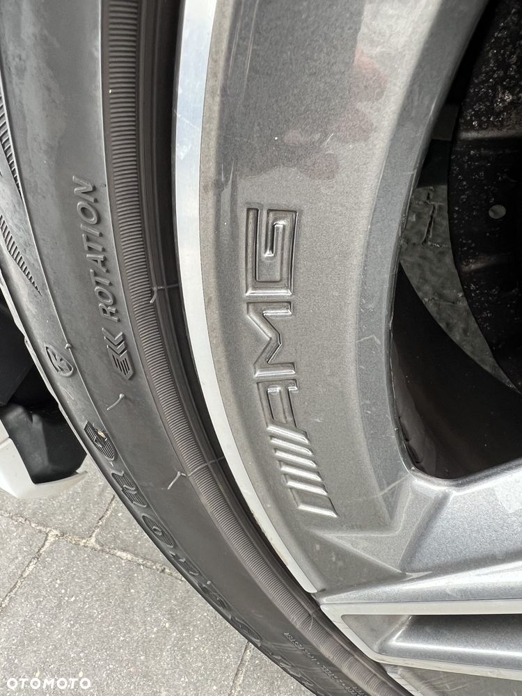 Mercedes-Benz Klasa C 180 9G-TRONIC AMG Line - 36