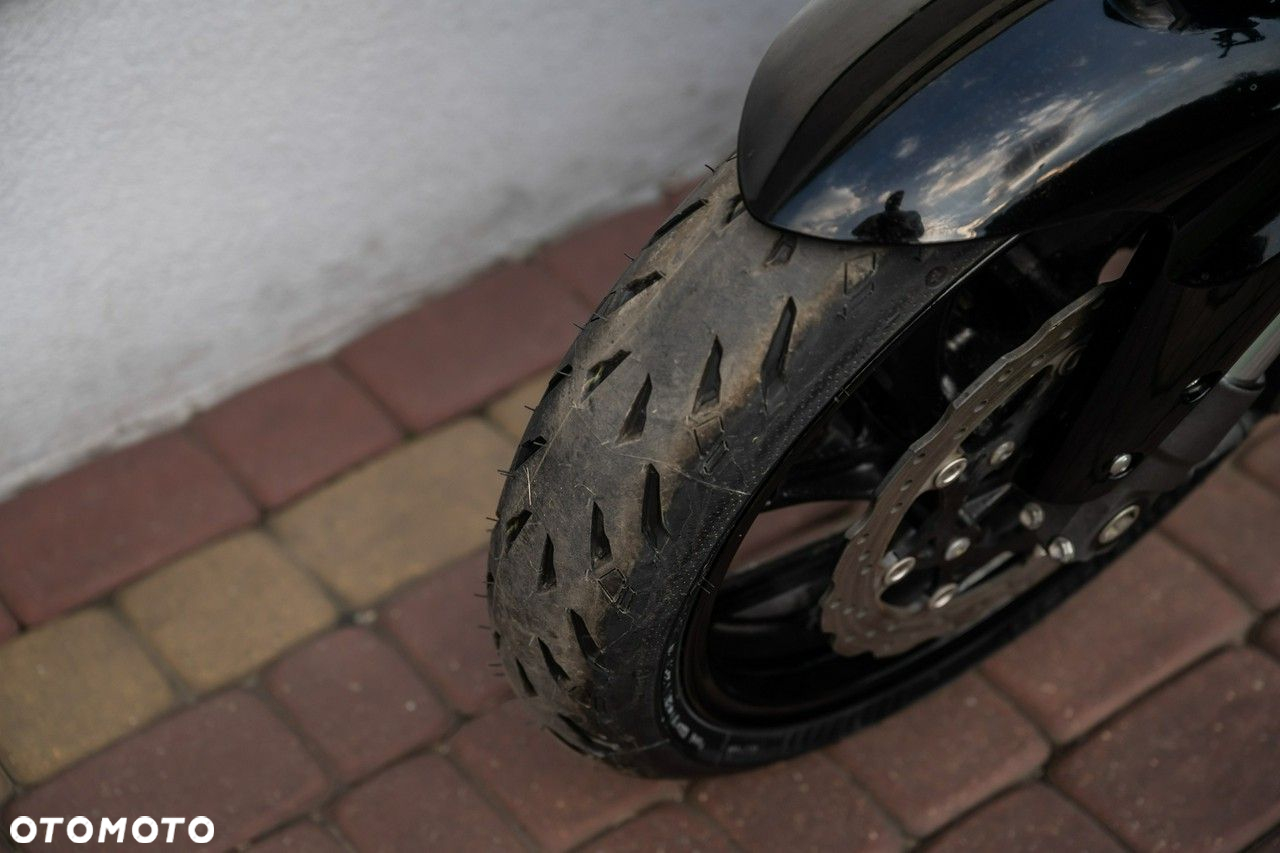 Suzuki GSX - 7