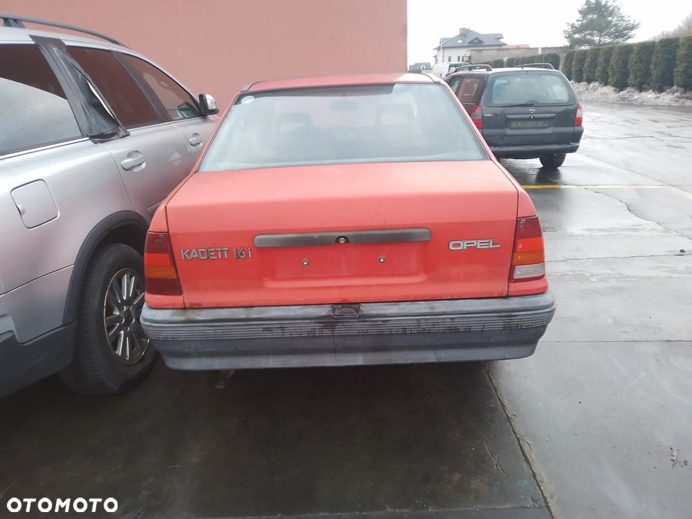 OPEL KADETT E SEDAN  84-89  1.6  ALTERNATOR - 13