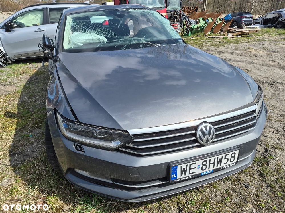 Volkswagen Passat 1.8 TSI BMT Highline DSG - 4