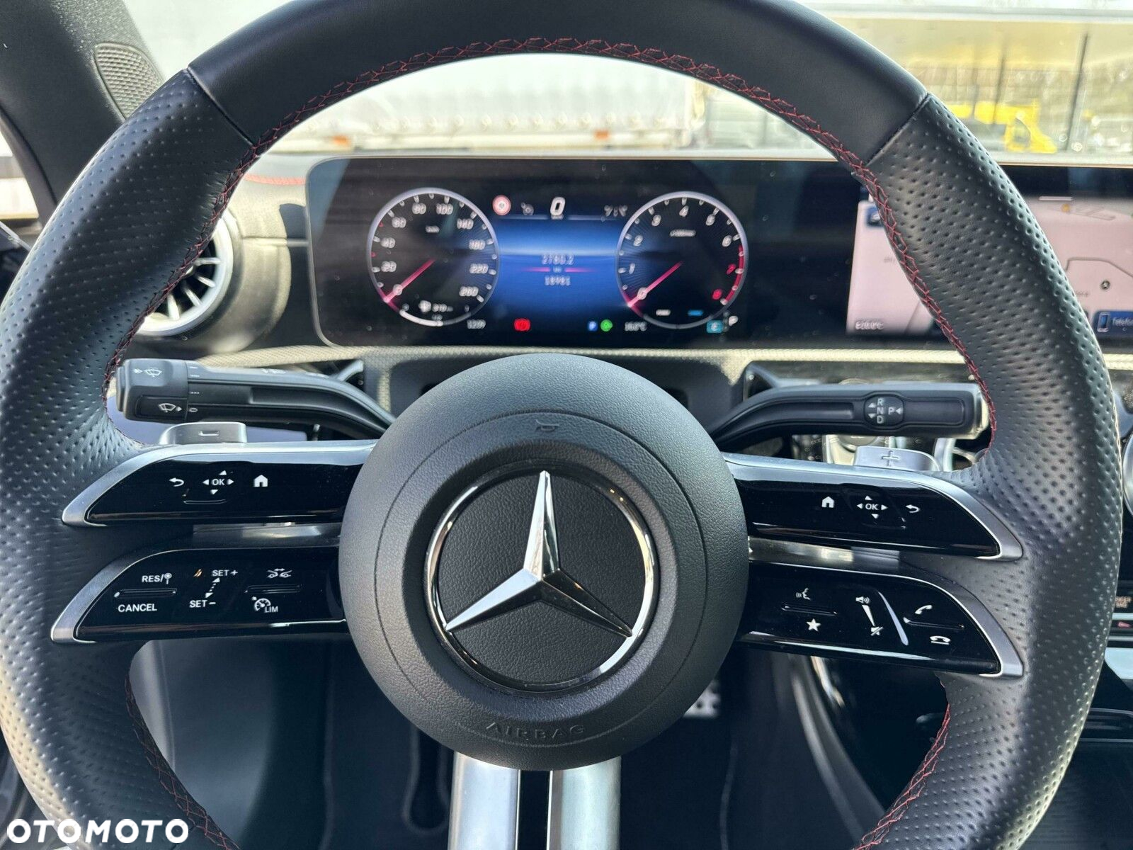 Mercedes-Benz CLA 200 AMG Line 7G-DCT - 12