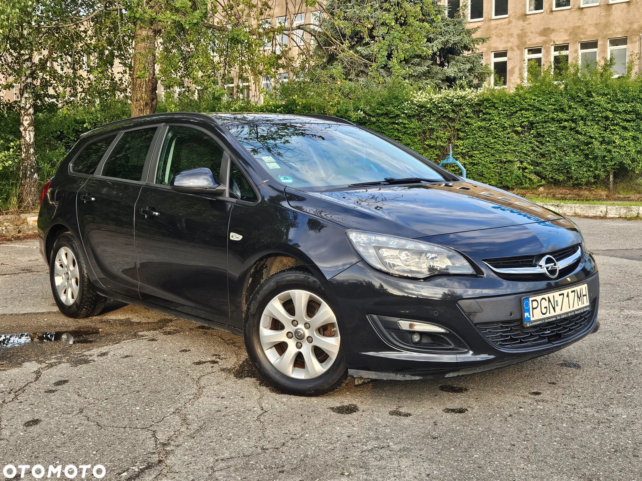 Opel Astra IV 1.6 CDTI Cosmo - 1