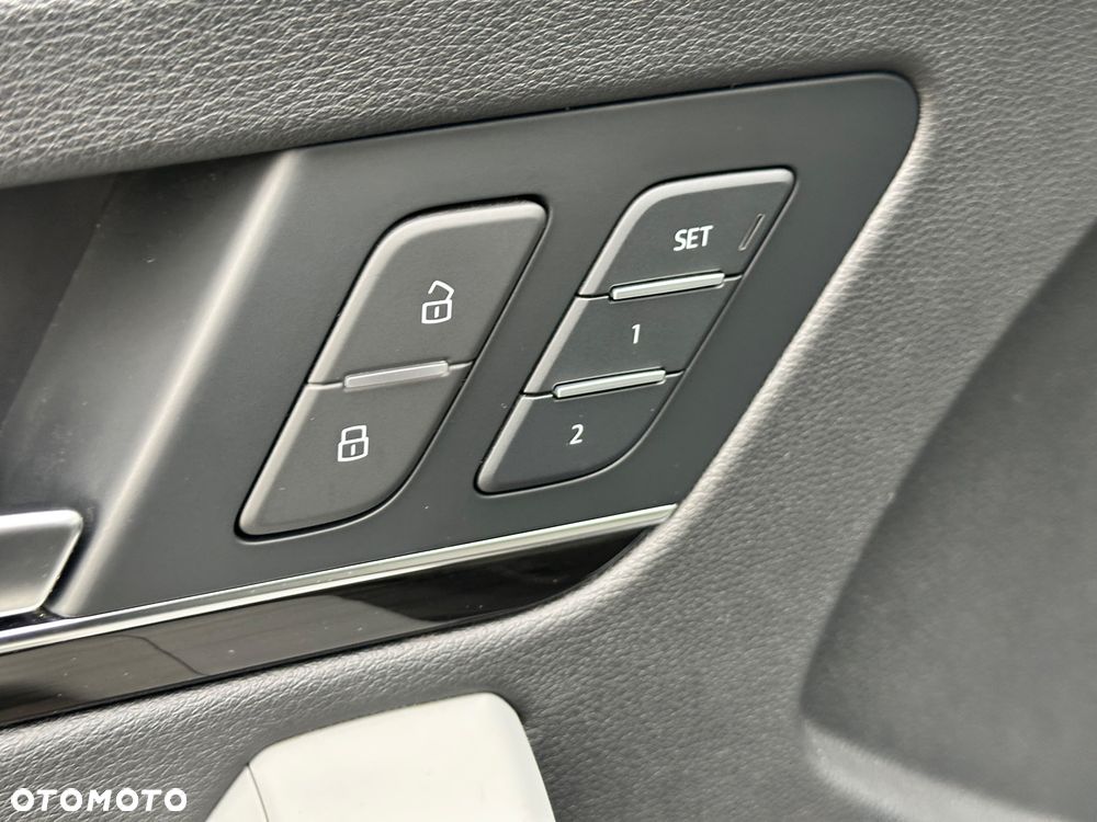 Audi Q5 50 TFSI e Quattro S Line S tronic - 16