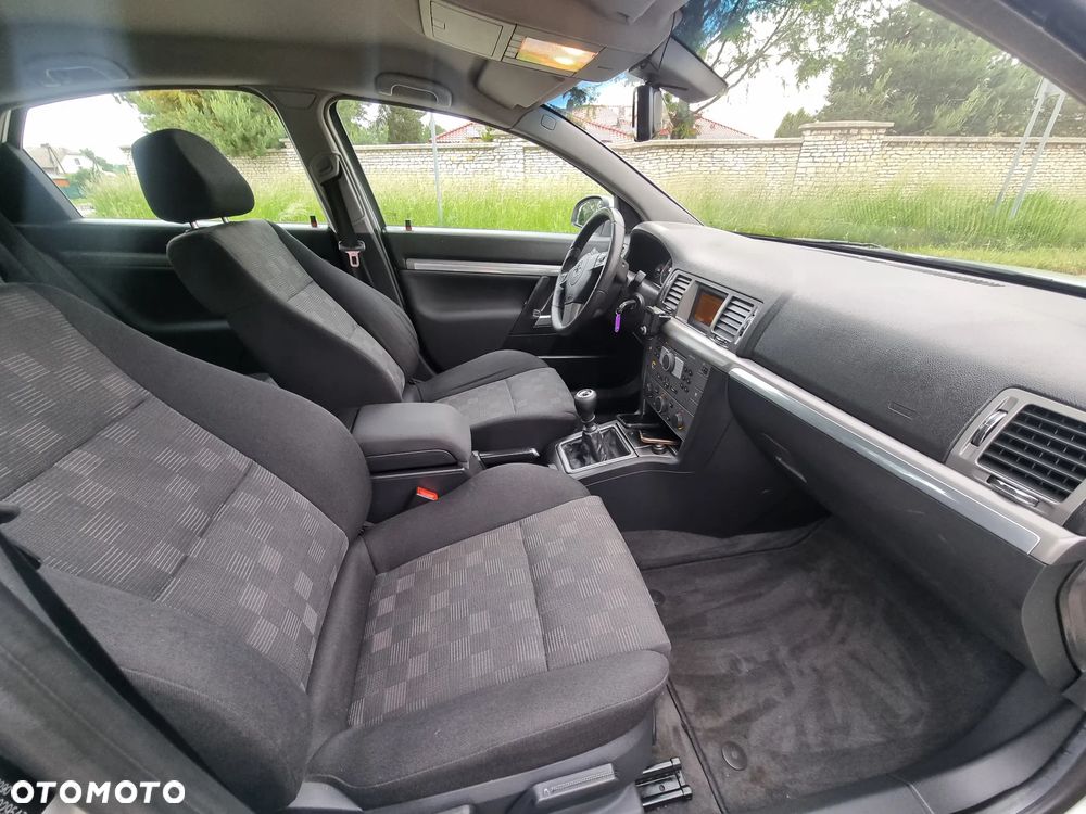 Opel Vectra GTS 1.9 CDTI - 18
