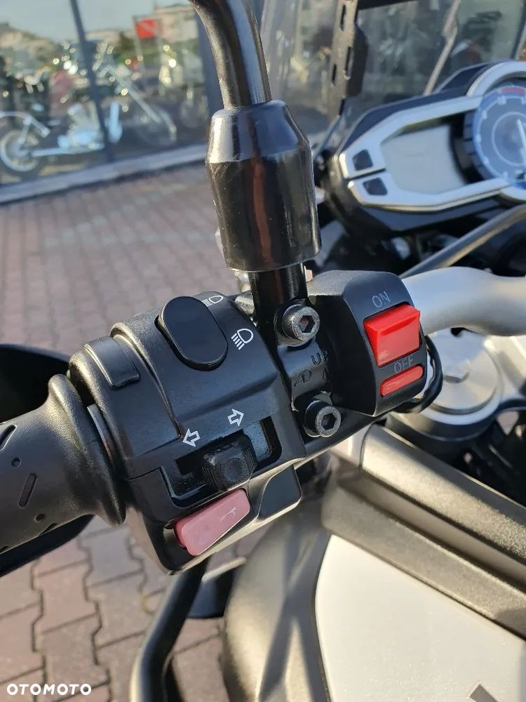 Triumph Tiger - 16