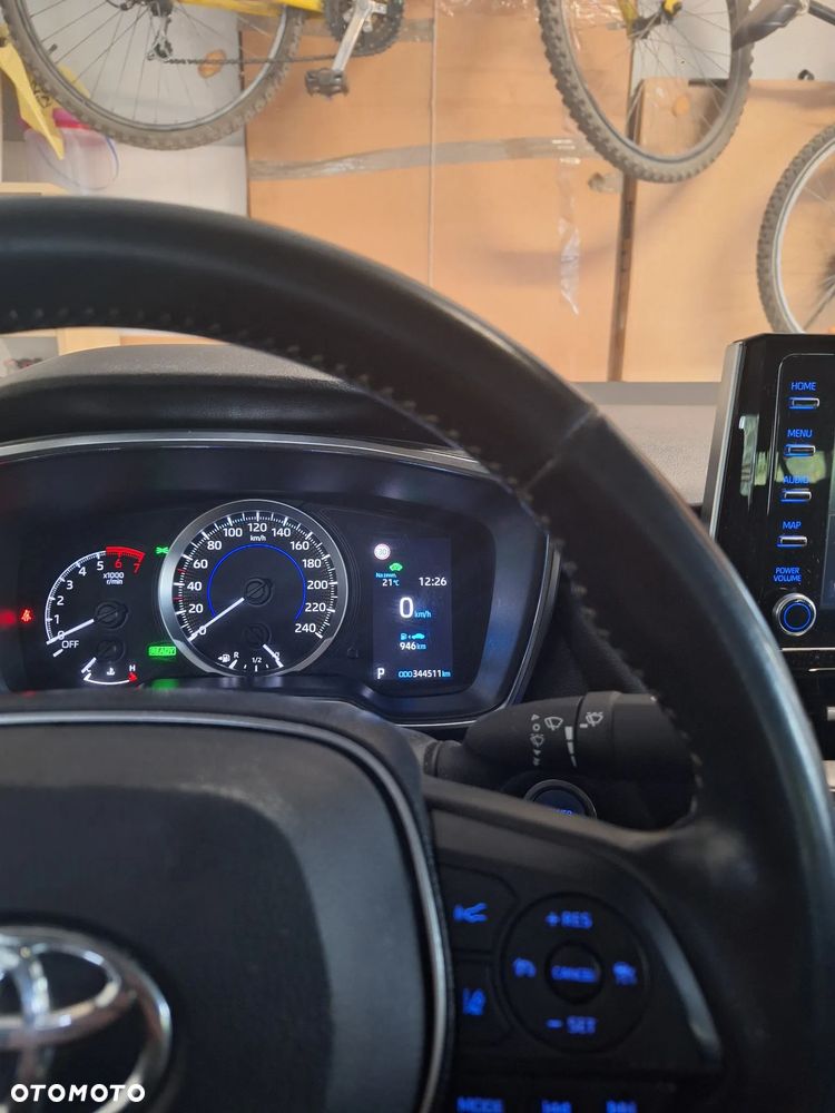 Toyota Corolla 1.8 Hybrid Comfort - 16