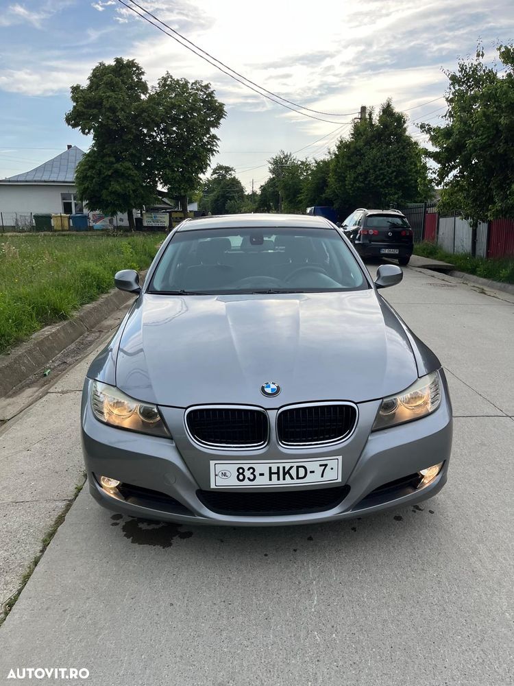 BMW Seria 3 318d - 13