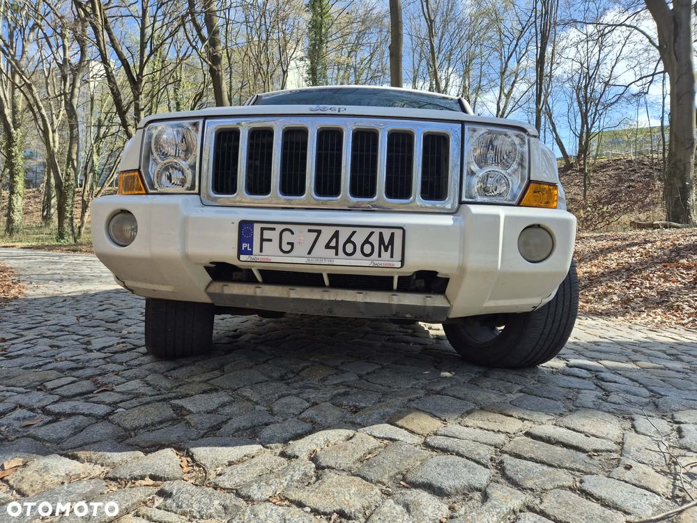 Jeep Commander 5.7 V8 Limited - 5