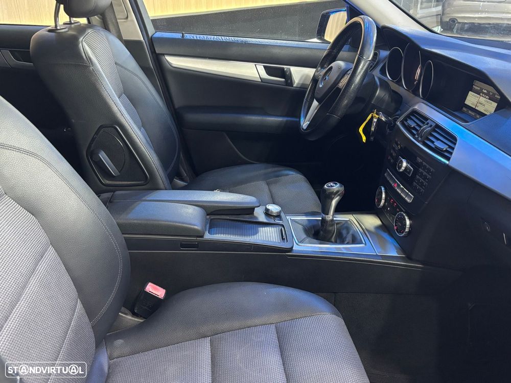 Mercedes-Benz C 220 d Avantgarde - 17