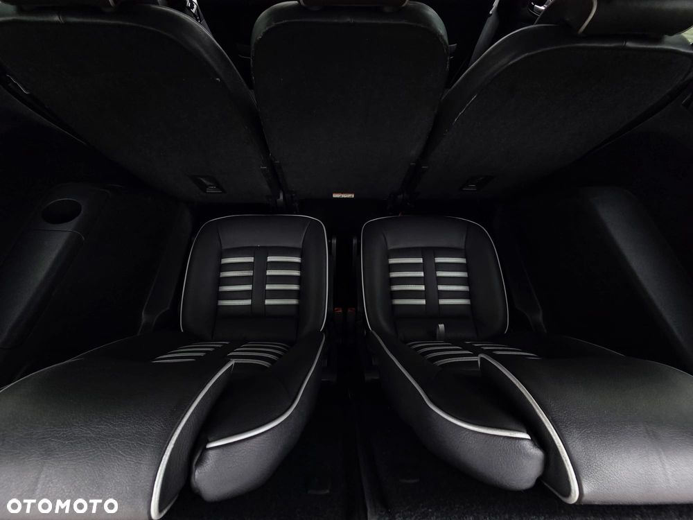Ford S-Max - 19