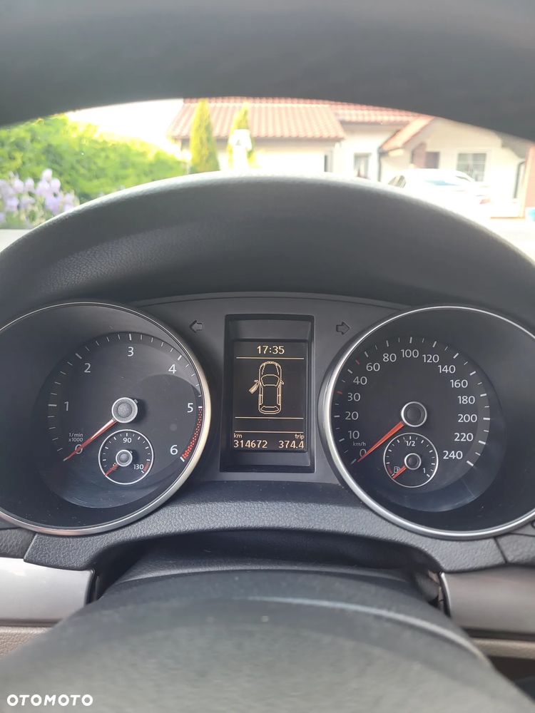 Volkswagen Golf 1.6 TDI BlueMot Comfortline - 9
