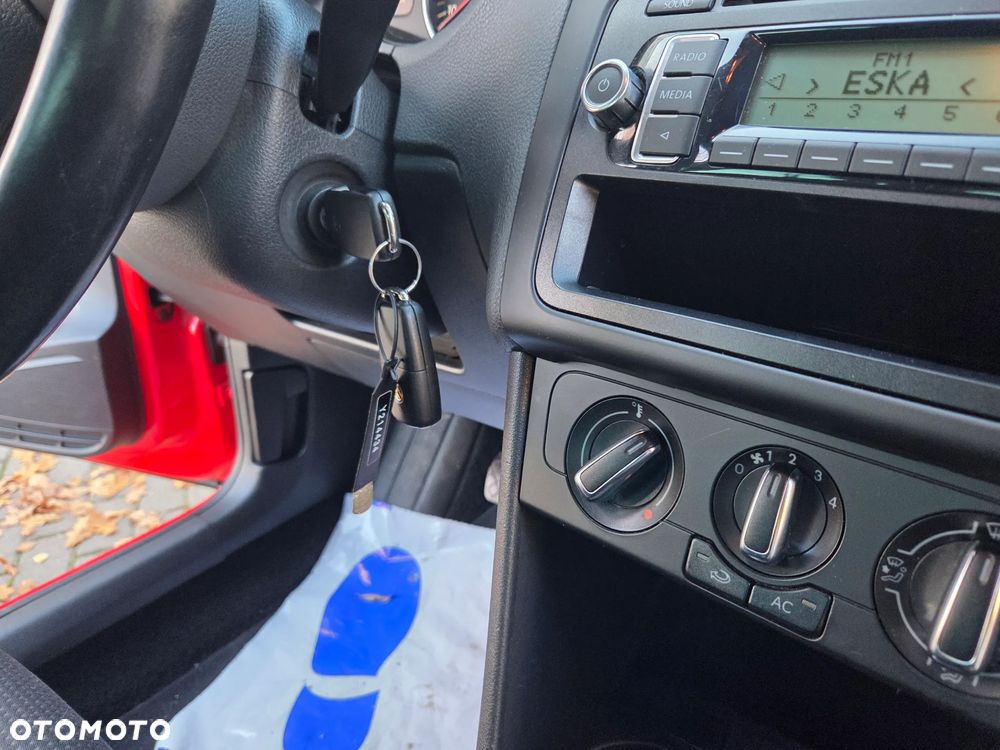 Volkswagen Polo 1.2 Comfortline - 31