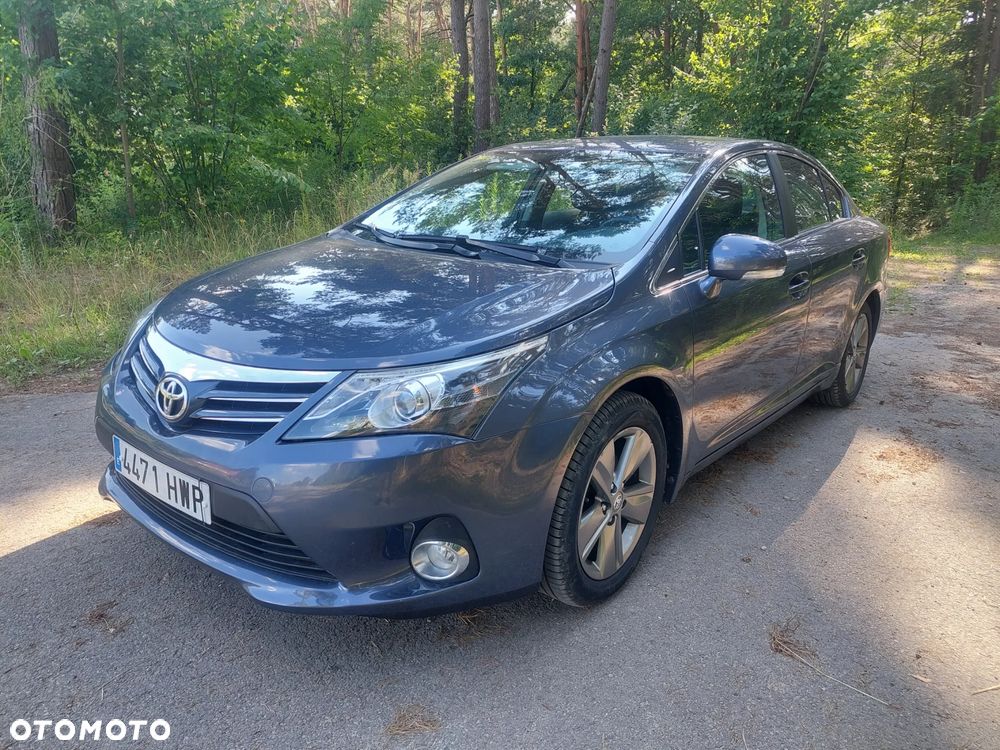 Toyota Avensis 1.8 Prestige MS - 1