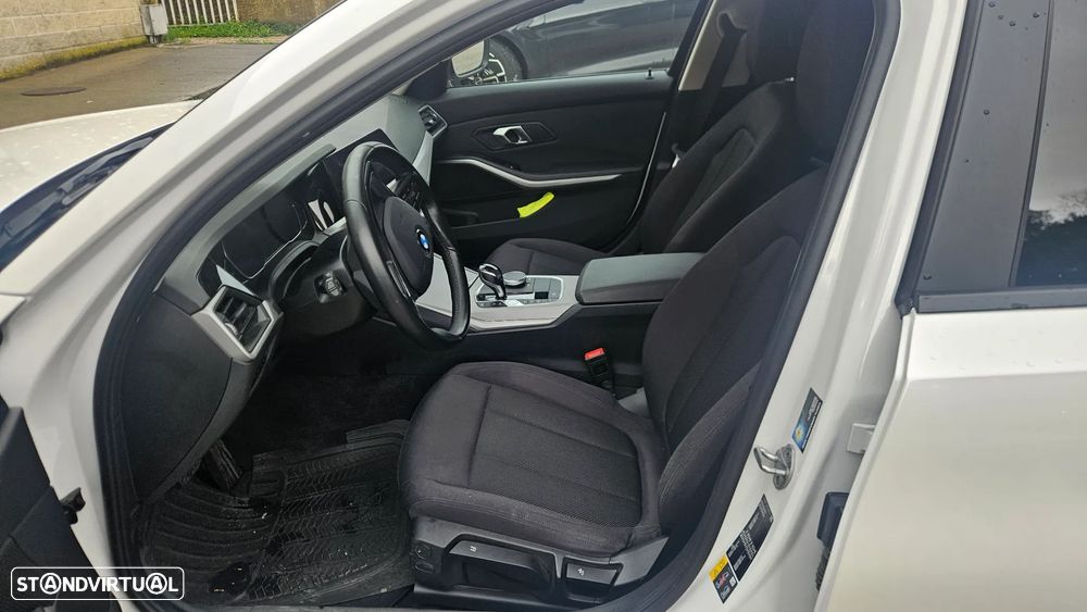 BMW 330 e Corporate Edition Auto - 6