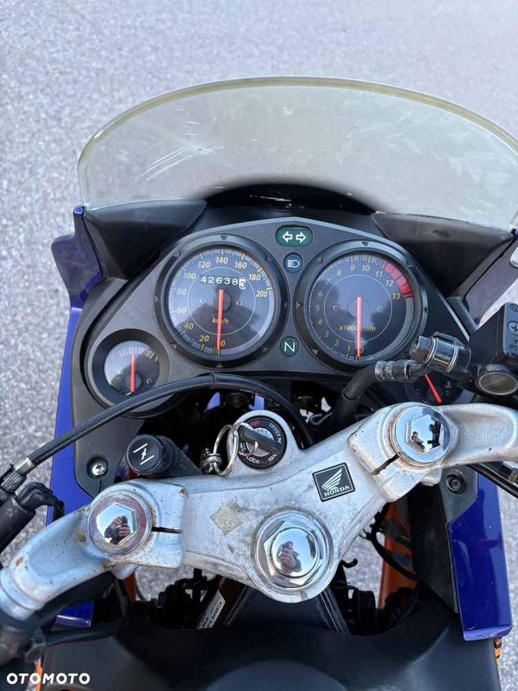 Honda CBR - 3