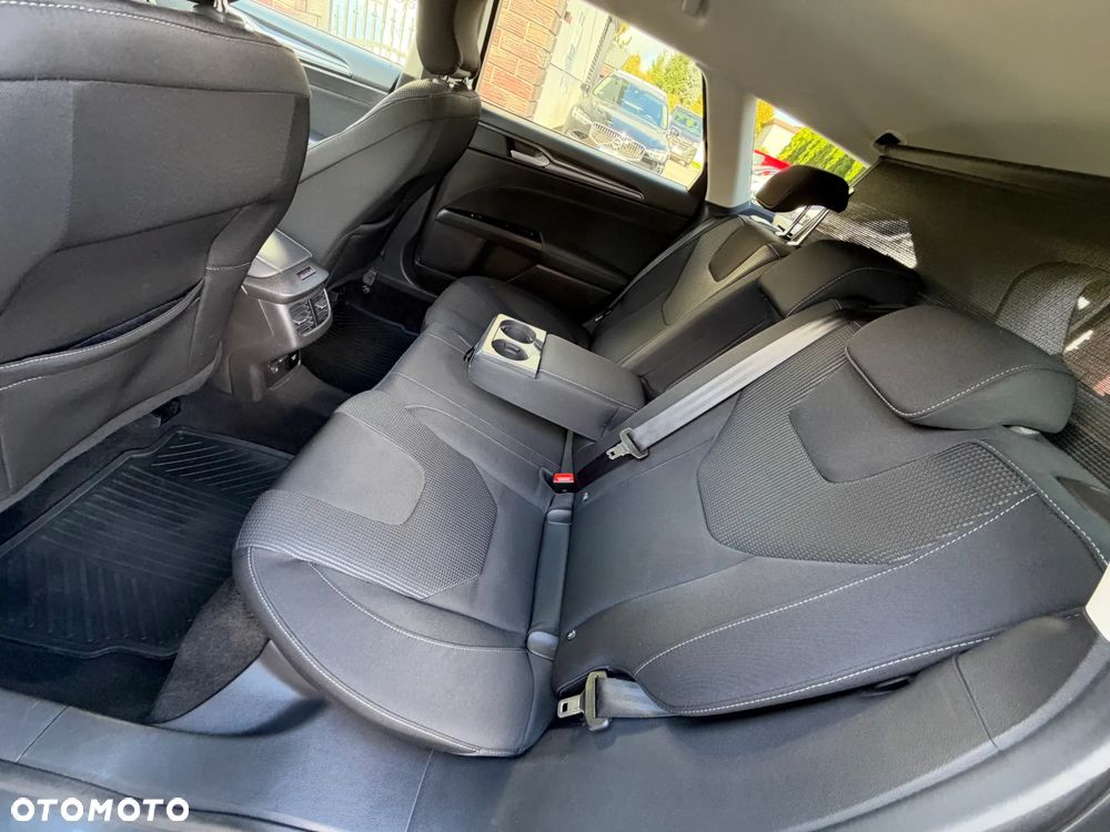 Ford Mondeo 2.0 EcoBlue Titanium - 31
