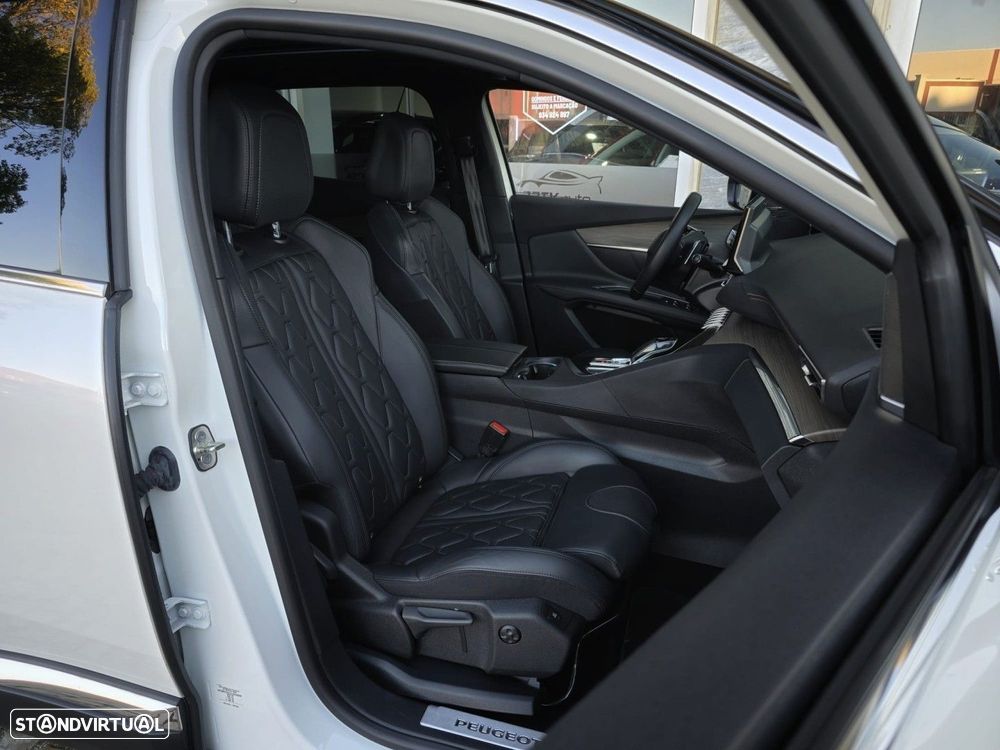 Peugeot 3008 1.5 BlueHDi GT Line J19 EAT8 - 6