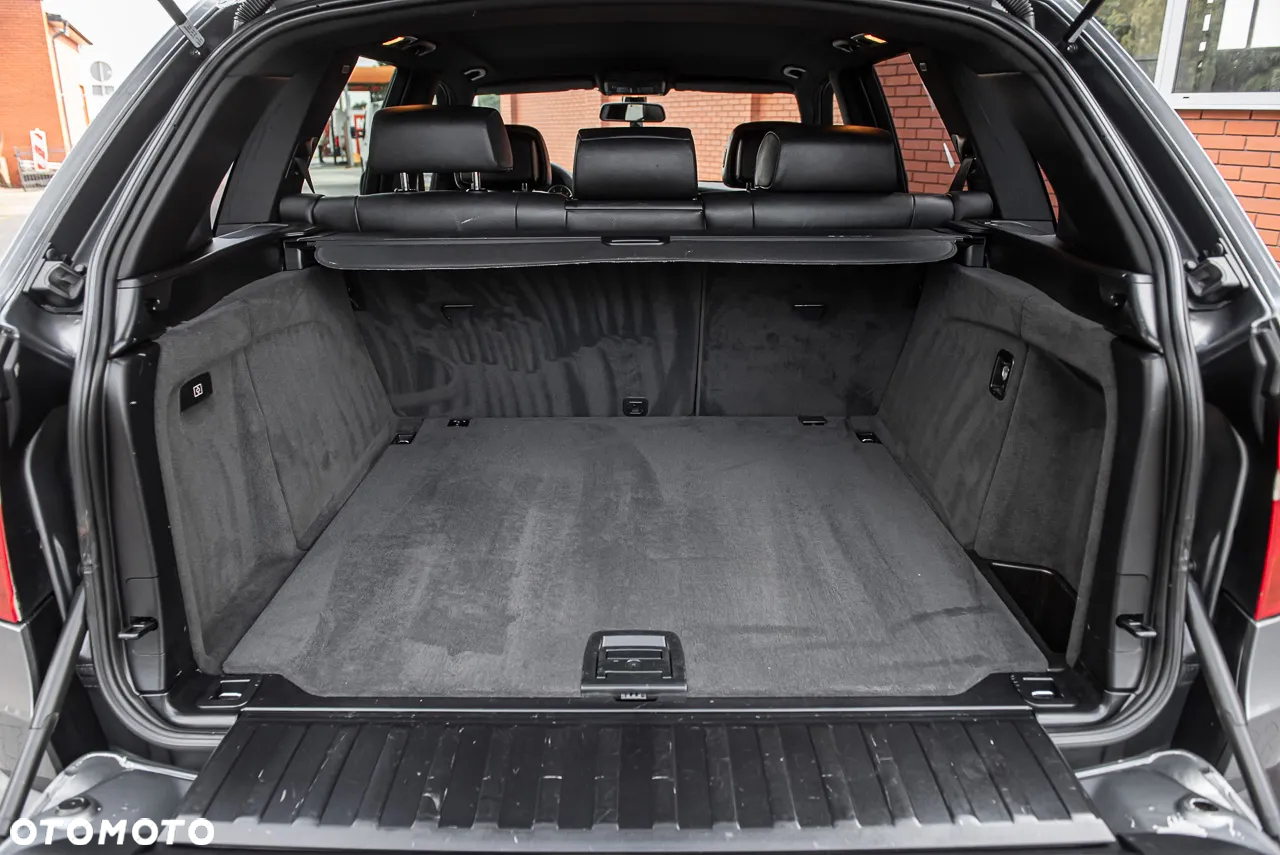 BMW X5 xDrive35d - 26