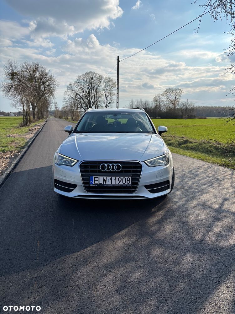 Audi A3 Sportback 1.4 TFSI Ambiente - 23