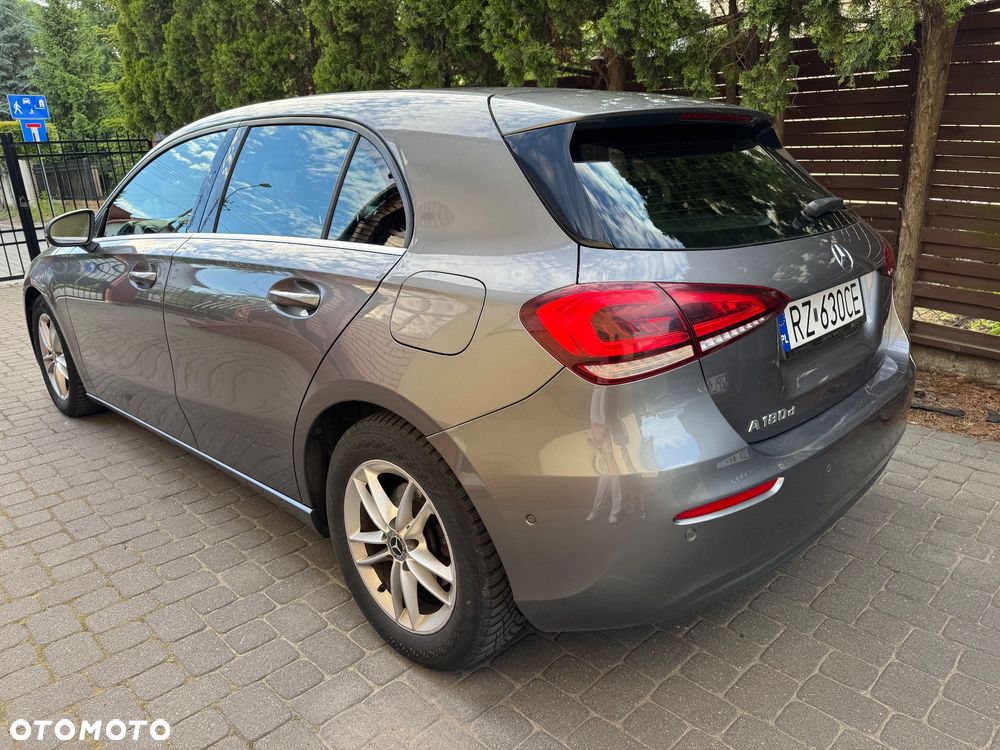 Mercedes-Benz Klasa A 180 d 7G-DCT - 5