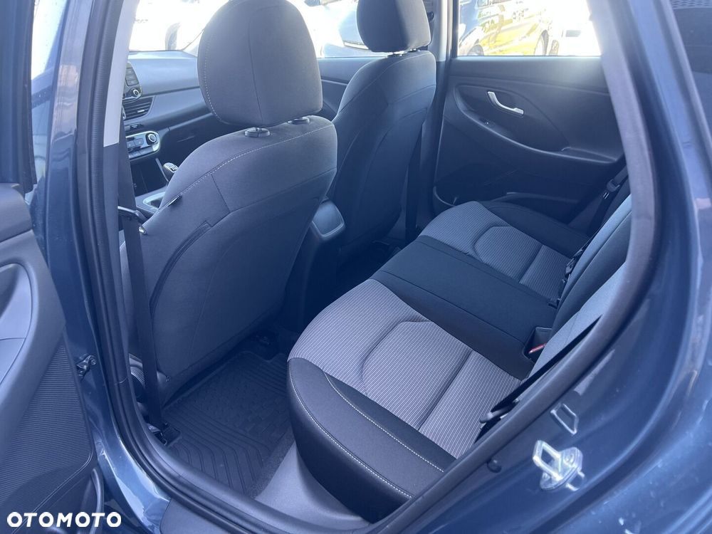Hyundai i30 1.0 T-GDI Classic + - 17
