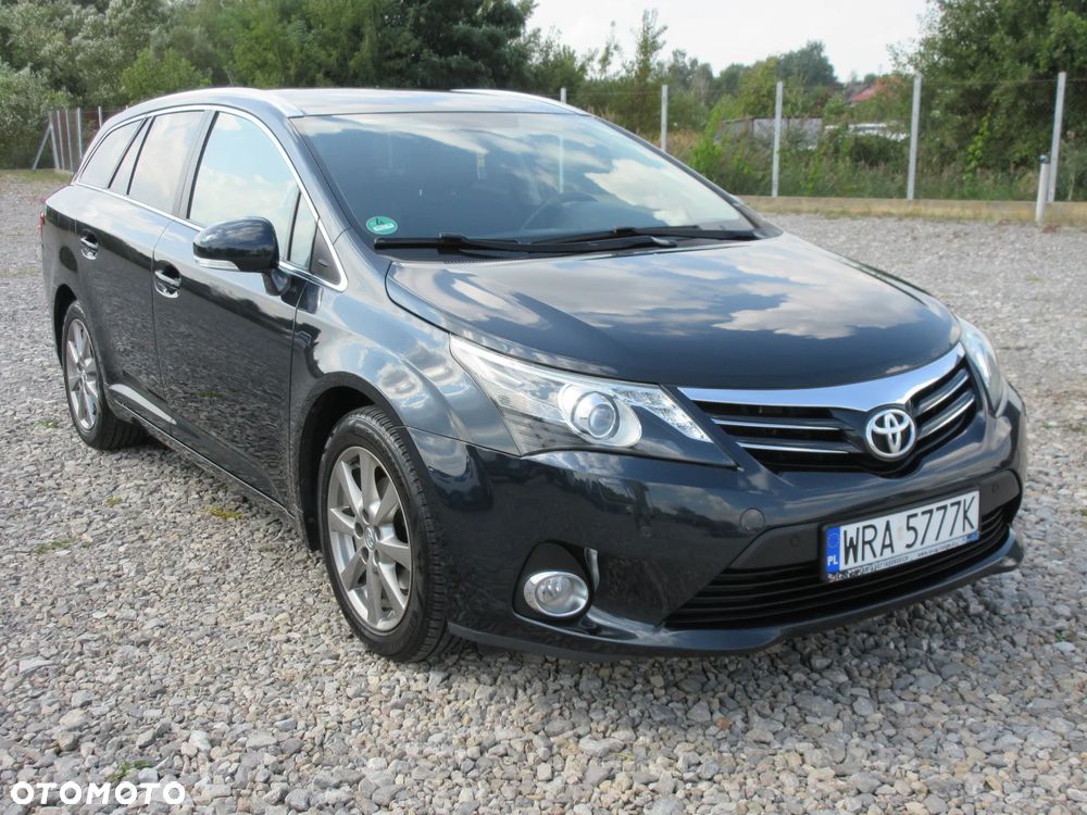Toyota Avensis 2.0 D-4D Executive - 3