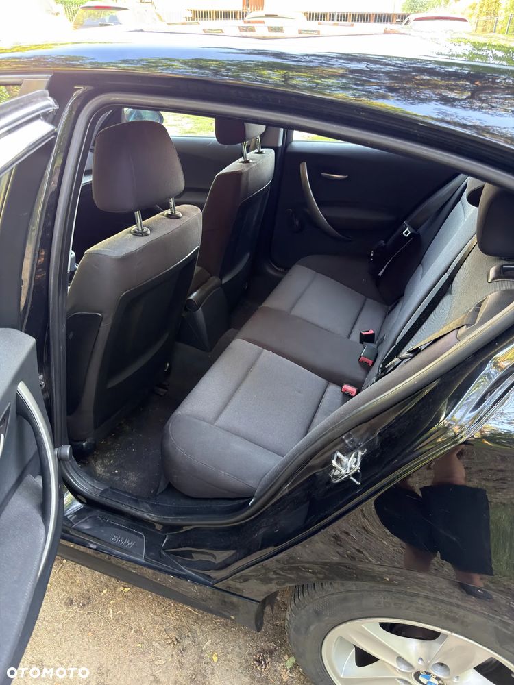 BMW Seria 1 118d - 14