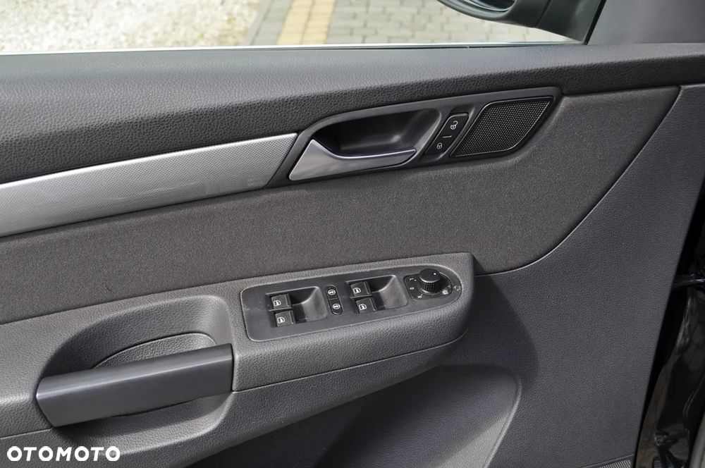 Volkswagen Sharan 2.0 TDI Comfortline - 24