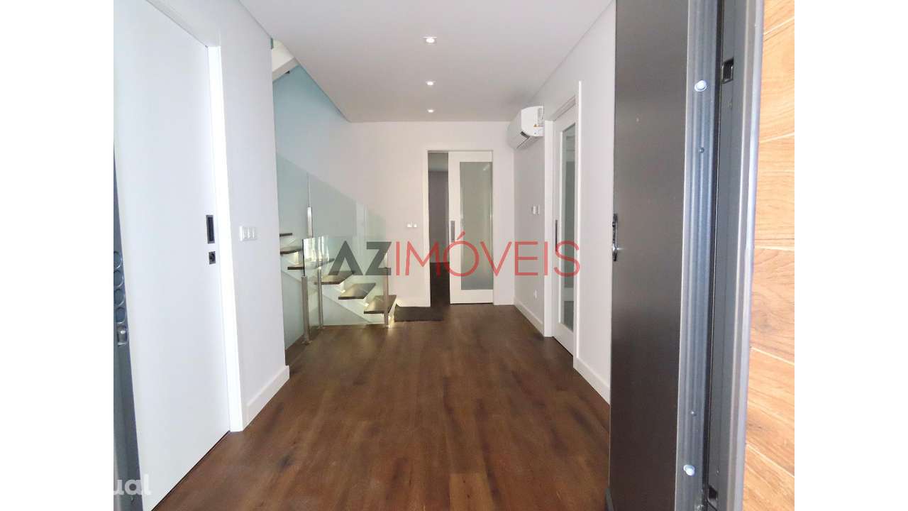 MORADIA NOVA  T3 NO CENTRO DE LEIRIA - Grande imagem: 2/47