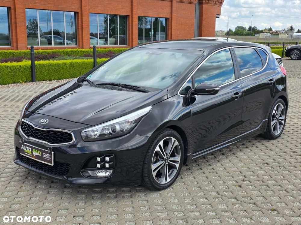 Kia Ceed - 29