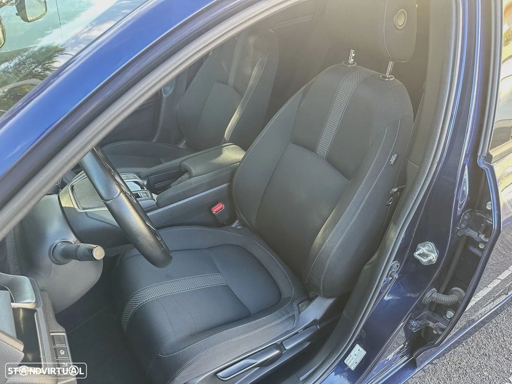 Honda Civic 1.0 i-VTEC Elegance - 6