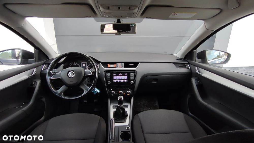Skoda Octavia 1.6 TDI 4x4 Elegance - 1