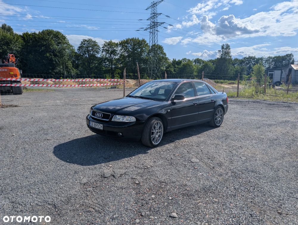 Audi A4 Limousine 2.4 - 3