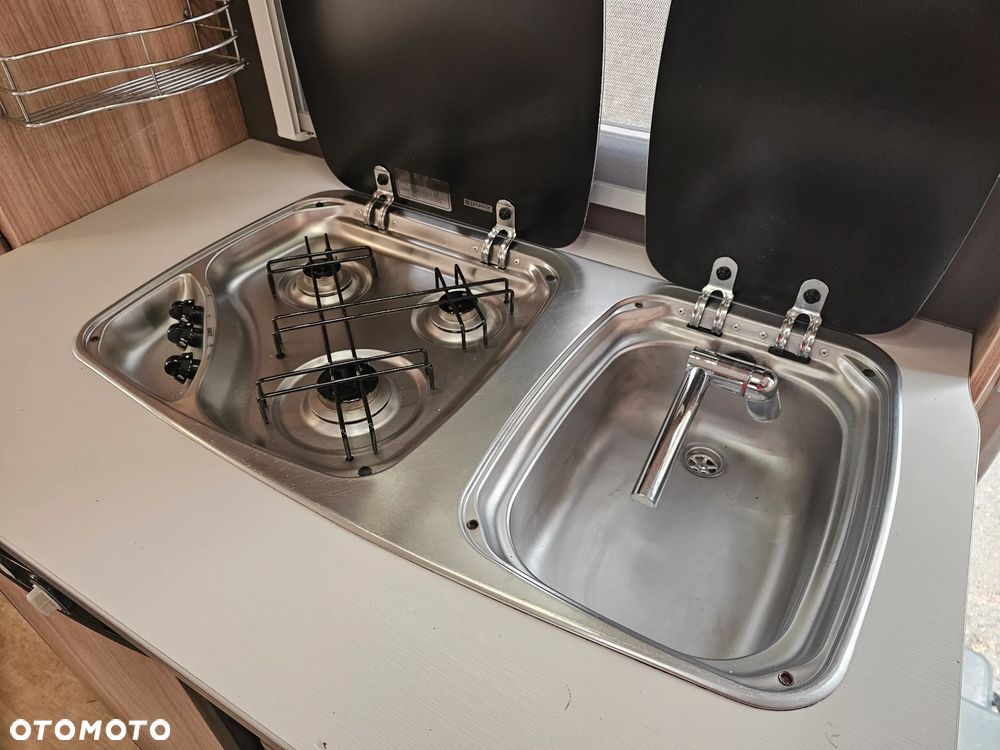 Caravelair WŁĄCZ FILMIK. DMC 1150. ŁÓŻKO MAŁZEŃSKIE, SYPIALNIO JADALNIA. ŁAZIENKA. PIĘKNA. - 12