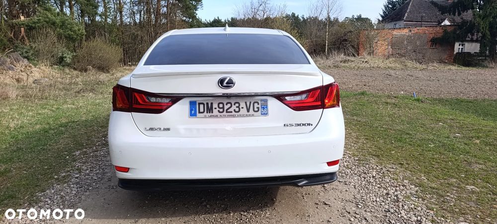 Lexus GS 300h - 5